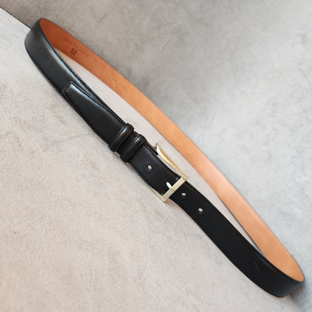 Trafalgar dress belt men's 44 black leather Easton Cortina classic plus size